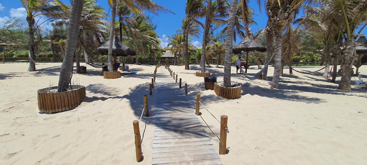 Paraiso Frente Mar!! 04 Pessoas-Pe Na Areia Vg Sun Cumbuco-Hidro, Sauna, Academia, Piscina,Cozinha Completa, Wifi, Parquinho Infantil Kültér fotó
