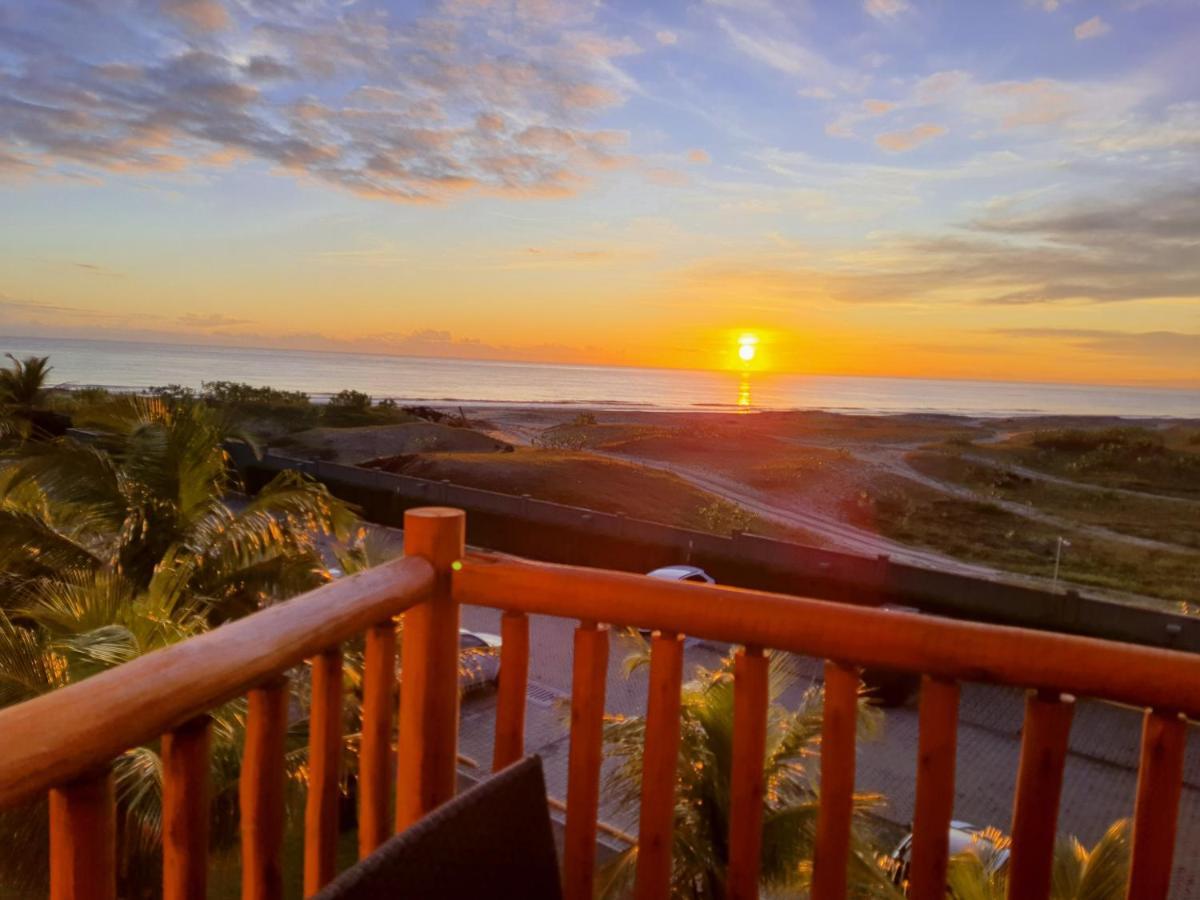 Paraiso Frente Mar!! 04 Pessoas-Pe Na Areia Vg Sun Cumbuco-Hidro, Sauna, Academia, Piscina,Cozinha Completa, Wifi, Parquinho Infantil Kültér fotó